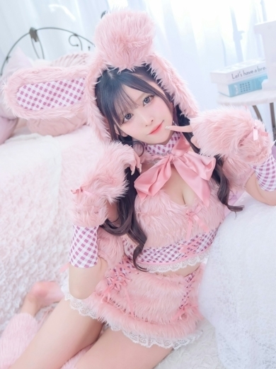 E＋アイドルスクール 上門服務 NATSUME