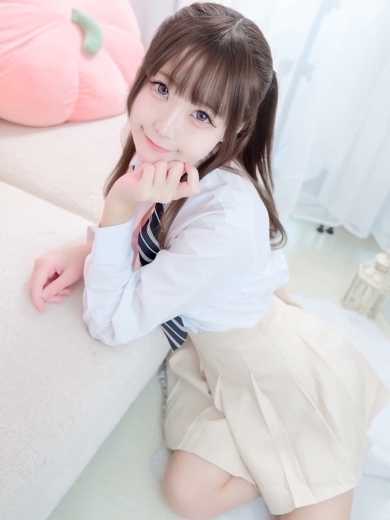 E＋アイドルスクール 上門服務 YURIKA