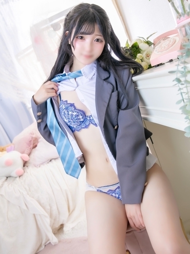 E＋アイドルスクール 上門服務 YUI