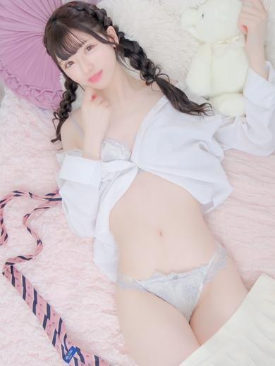 E＋アイドルスクール デリヘル MONA