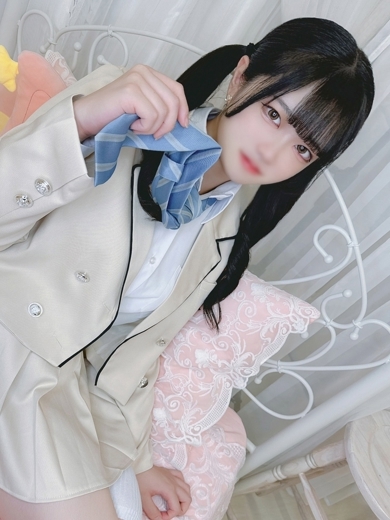 E＋アイドルスクール 上門服務 NANAMI