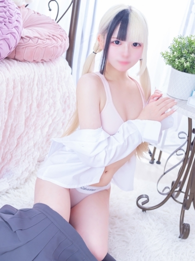 E＋アイドルスクール 上門服務 MIO