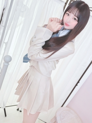 E＋アイドルスクール デリヘル MOEKA