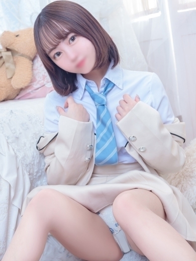 E＋アイドルスクール デリヘル SUZU