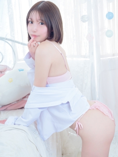 E＋アイドルスクール デリヘル EMA