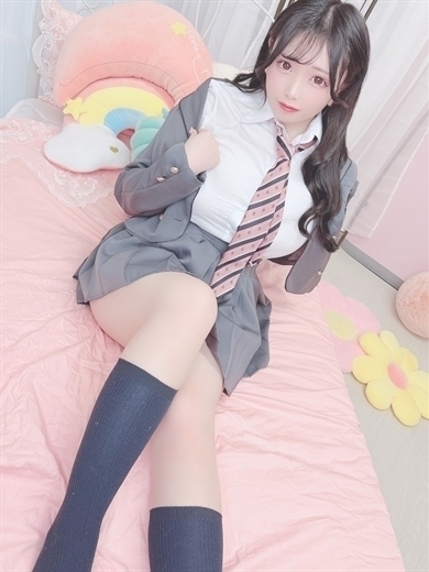 E＋アイドルスクール デリヘル KANNA