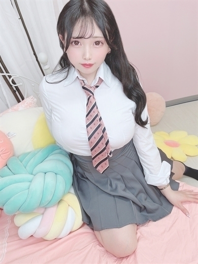 E＋アイドルスクール デリヘル KANNA