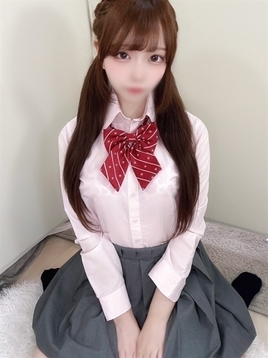 E＋アイドルスクール デリヘル YUMENA