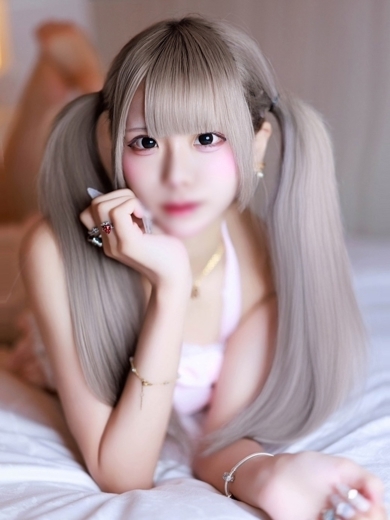 E＋アイドルスクール デリヘル BERRY