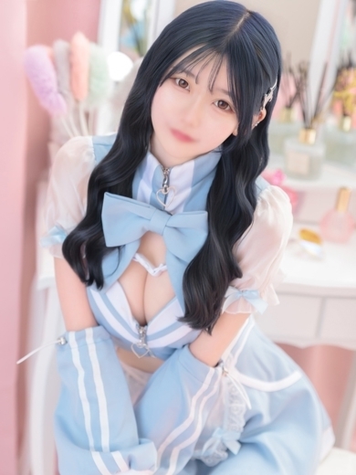 E＋アイドルスクール デリヘル RIKO