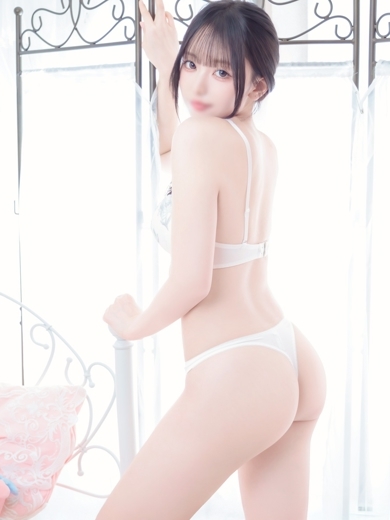 E＋アイドルスクール outcall escort service RARA
