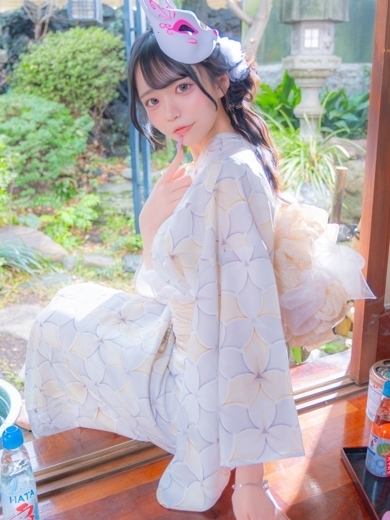 E＋アイドルスクール 안마(데리버리) KAEDE