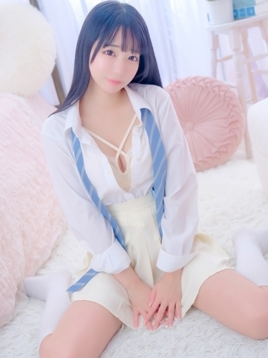 E＋アイドルスクール デリヘル KARIN