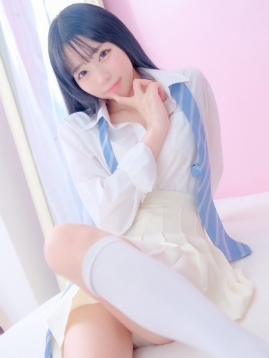E＋アイドルスクール デリヘル KARIN