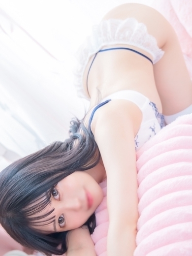 E＋アイドルスクール outcall escort service RIA