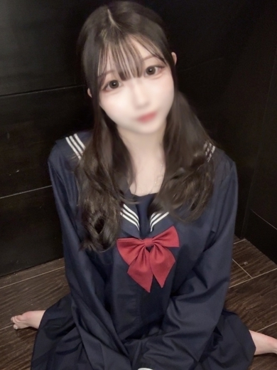 E＋アイドルスクール デリヘル AMI