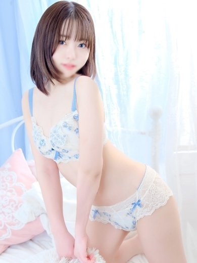 E＋アイドルスクール デリヘル SUZU