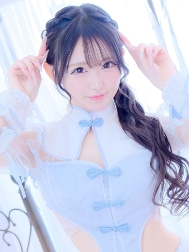 E＋アイドルスクール デリヘル SARA