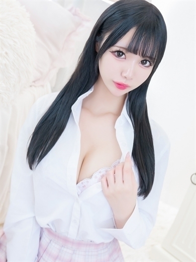 E＋アイドルスクール 안마(데리버리) RIARA