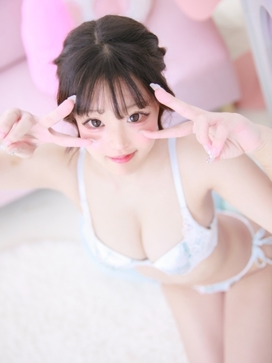 E＋アイドルスクール デリヘル KUINA