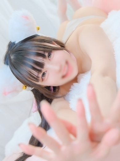 E＋アイドルスクール 안마(데리버리) SHIHO