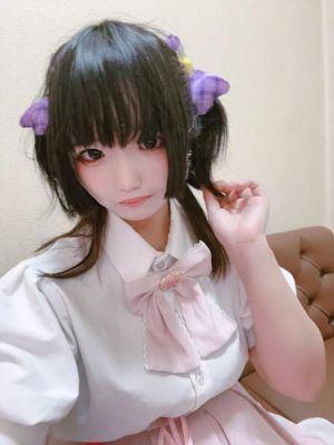 今日も12時から出勤です