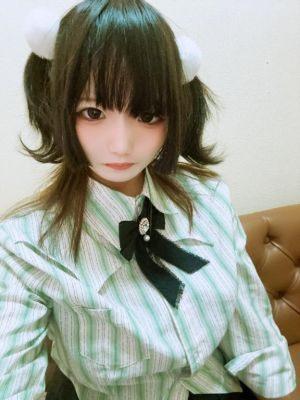 今日も12時から出勤です