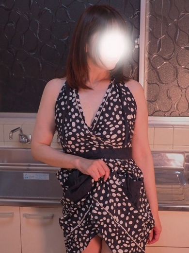 おいしい人妻熟女 outcall escort service OKADAMAHIRO