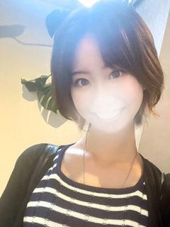 断りきれない美人マッサージ嬢たち 上门服务 NARUSERUNA