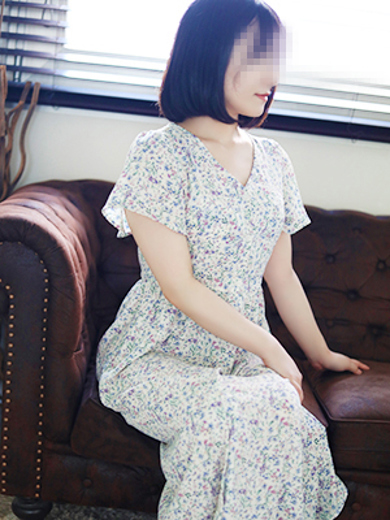 Tokyo Erotic-entertainment Specializing in Married Woman outcall escort service SHIRASAKA