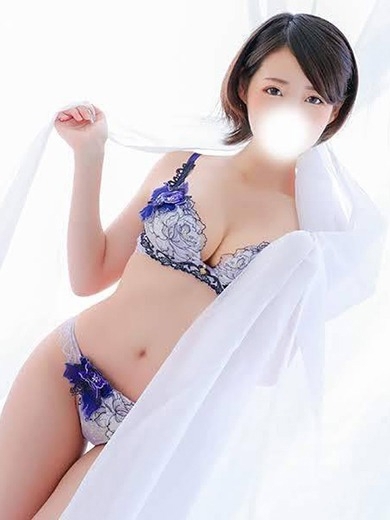 ヒトミ