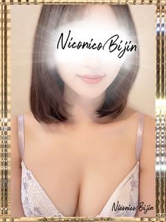 Japanese Relaxation & Exstasy Massage Club Niconico Bijin エステ(出張)・アロマ NAGISA