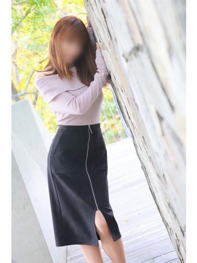 TOKYO GEISHA GIRLS outcall escort service SERINA