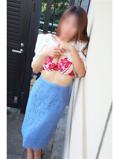 TOKYO GEISHA GIRLS デリヘル MIINA