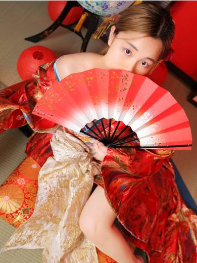 OMOTENASHI Girls in Shinjuku (店舖)色情按摩 服务 YOTSUHA