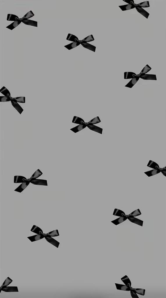 - ̗̀ ♡  ̖́-