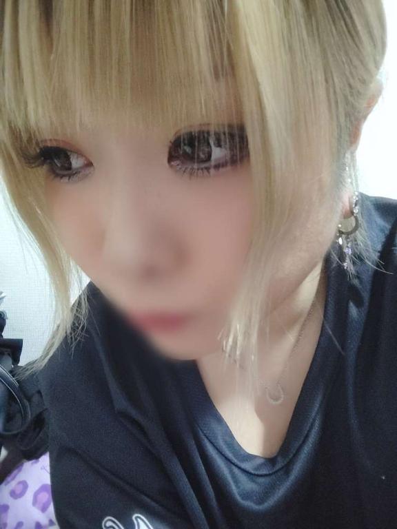 ⚠️緊急報告⚠️来週のシフト有り♡