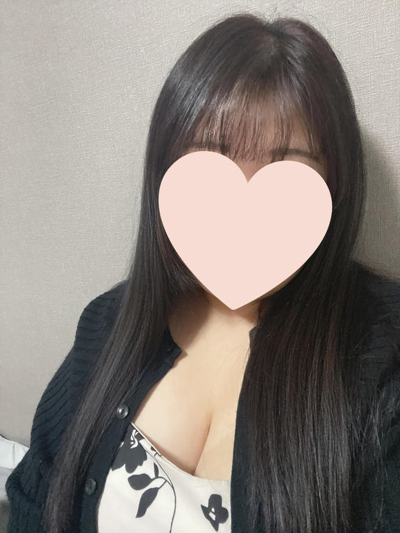 前髪切りすぎた🥲