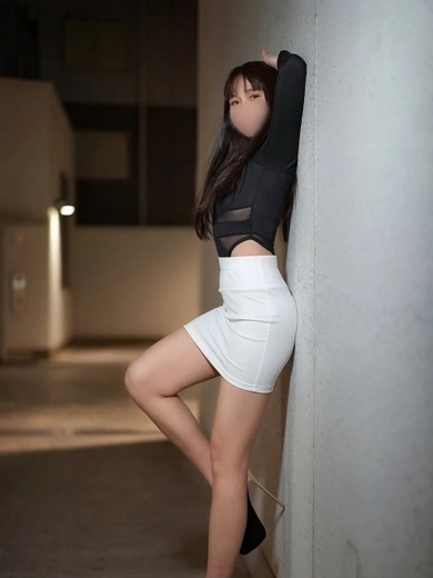 Ranunculus デリヘル AKASA ARIKA