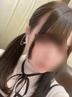 新人　あおい