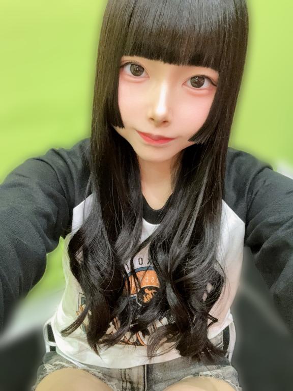 電マを当てるとすぐにおっきくなっちゃう…♡