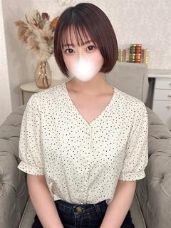 あいり★小柄で可憐な癒しの妖精