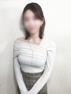 せりな