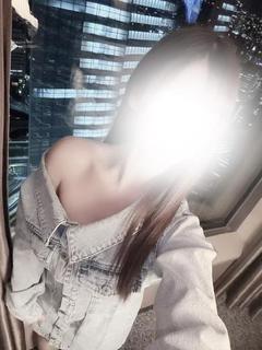 【某有名A〇女優電撃入店✨】