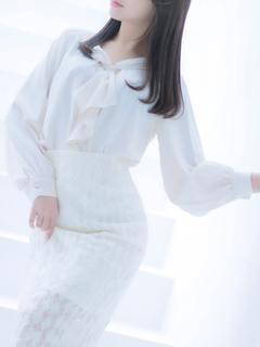 新人・花奈(かな)