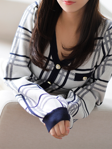 グランドオペラ東京 outcall escort service EMI ro-ky-ko
