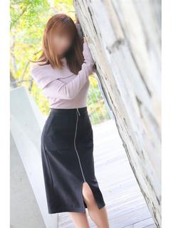 Afternoon Tea SAKURA outcall escort service SERINA