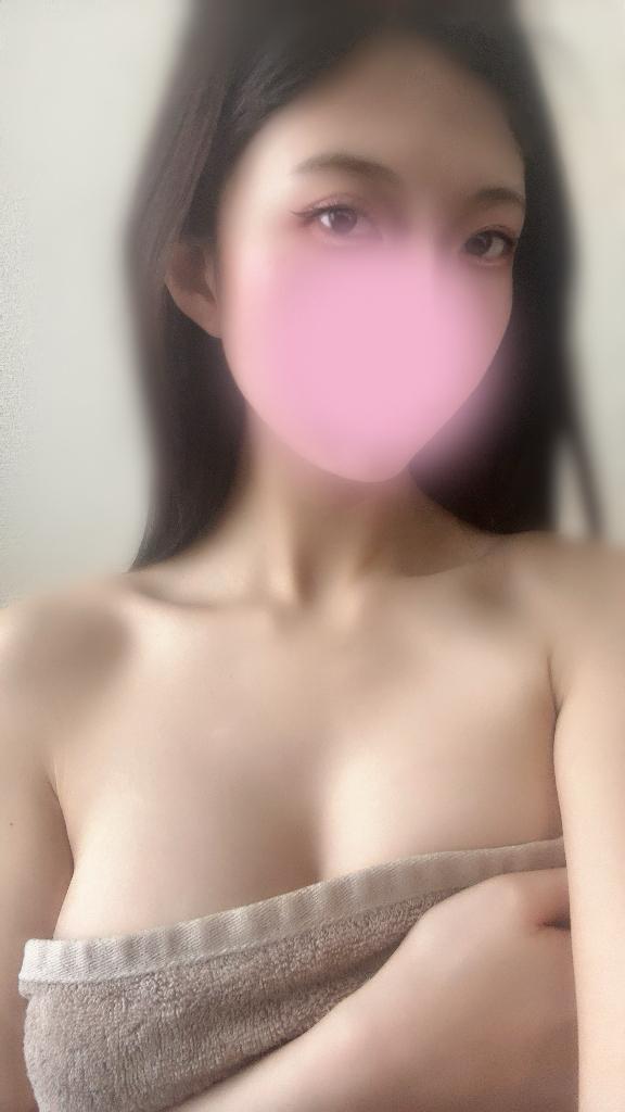 巻き髪で撮影&出勤📸
