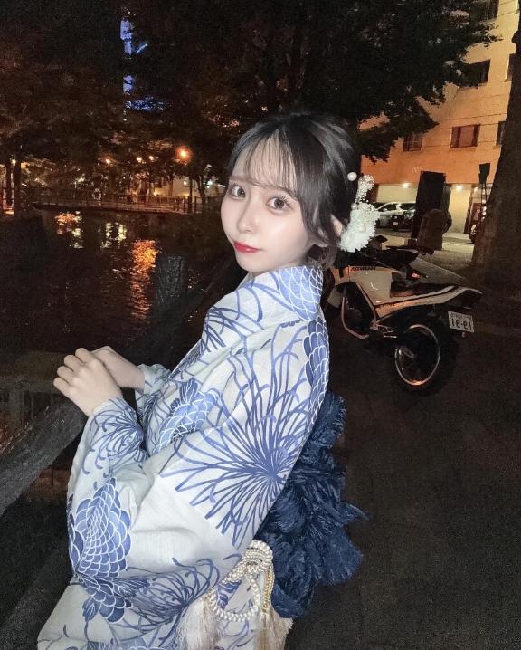 現役アイドルの奥にナ〇でたーーっぷり出してね㊙️💕