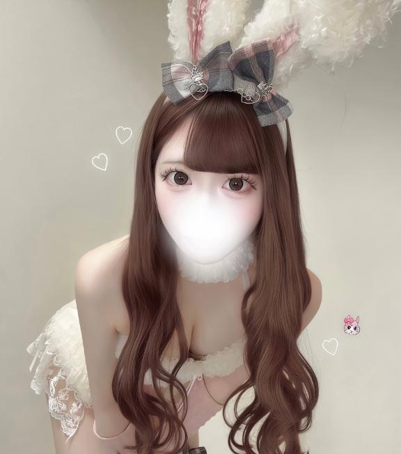 18歳元アイドル♡